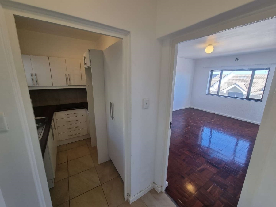 To Let 0 Bedroom Property for Rent in Sea Point Western Cape